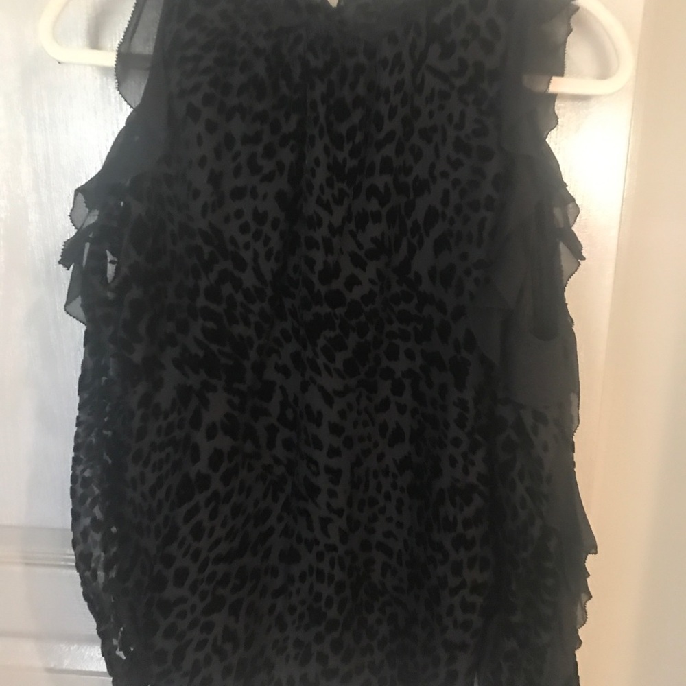 NWT PARKER cold shoulder velvet holiday top! - Picture 8 of 8